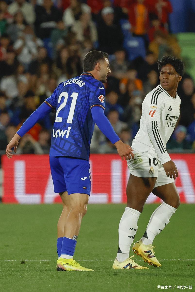 赛前体能课后；巴塞罗那复出首秀备战法国杯；底气十足；球探报告显示潜力(巴塞罗那队史最佳阵容)